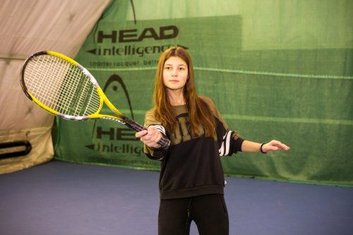 Теннис в школе Ступени